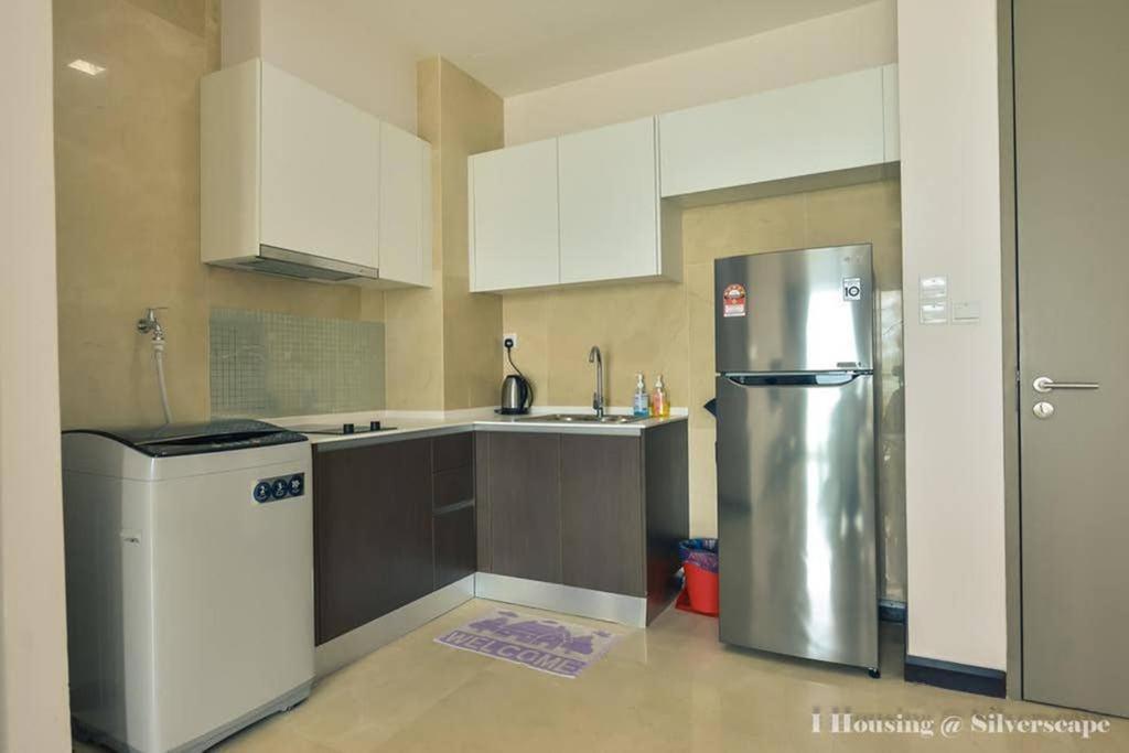 Apartment Ken Silverscape Block A 5pax No Wifi
