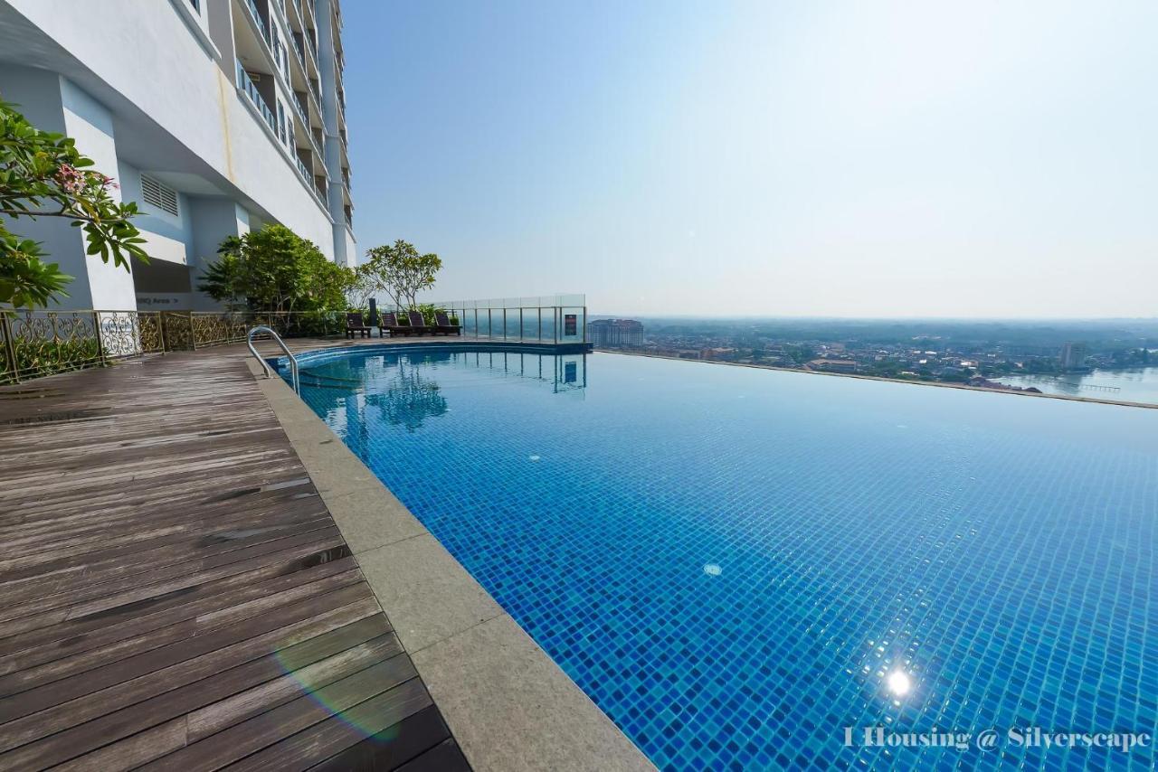 Apartment Ken Silverscape Block A 5pax No Wifi *